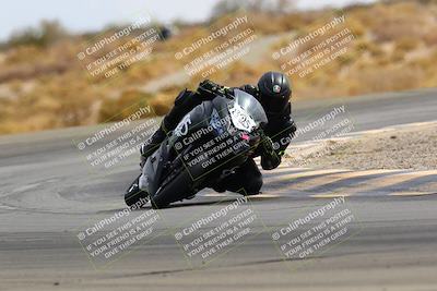 media/Feb-27-2022-CVMA (Sun) [[a3977b6969]]/Race 6 500 Supersport-350 Supersport (Holeshot)/